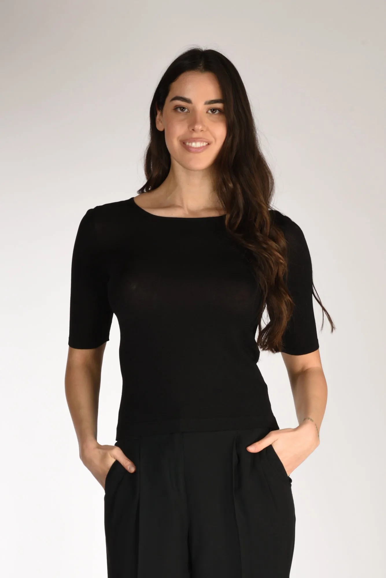 Anne Claire Tshirt Di Maglia Nero Donna