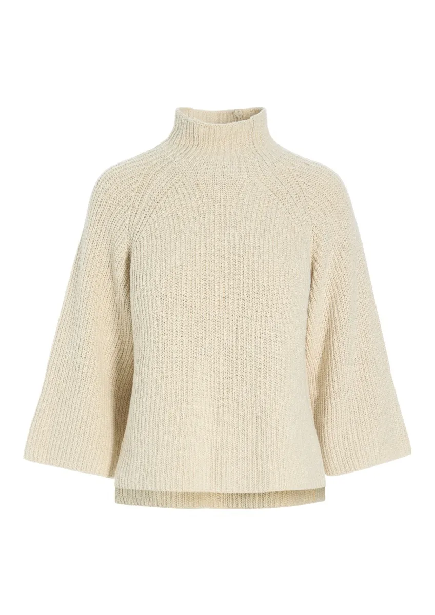 Kareshi turtleneck blouse