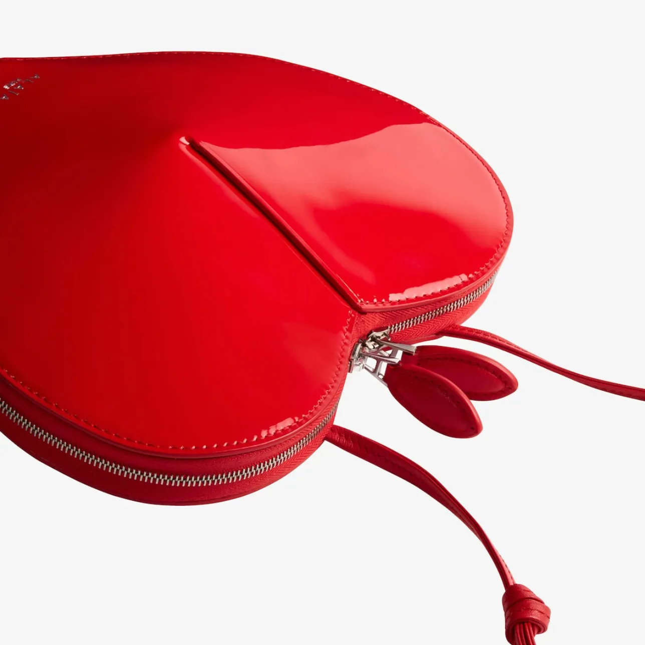 LE CŒUR BAG IN CALFSKIN - RED