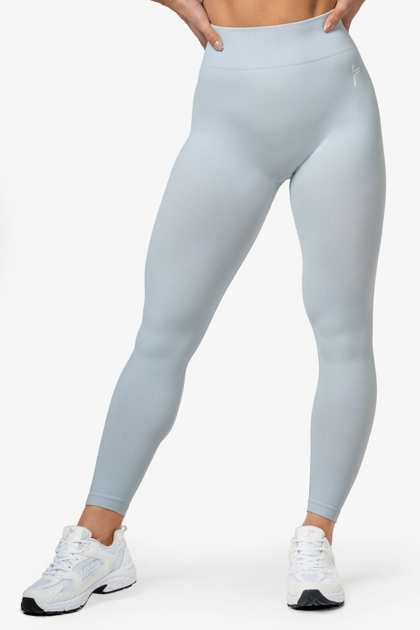 Light Grey Lunge Scrunch Leggings