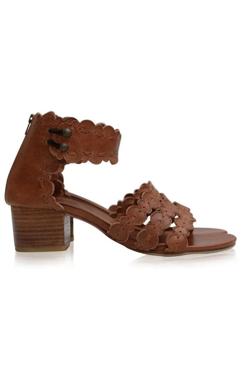 Seaside Leather Sandals in Vintage Camel