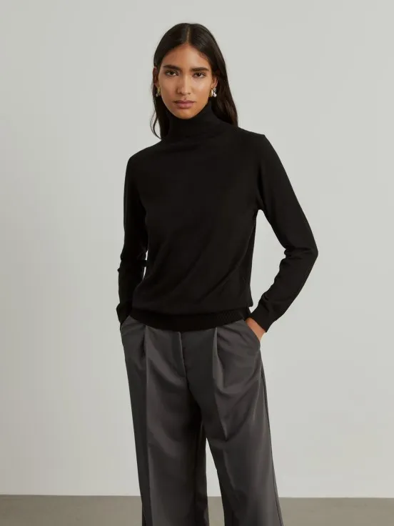 Turtleneck sweater with wool