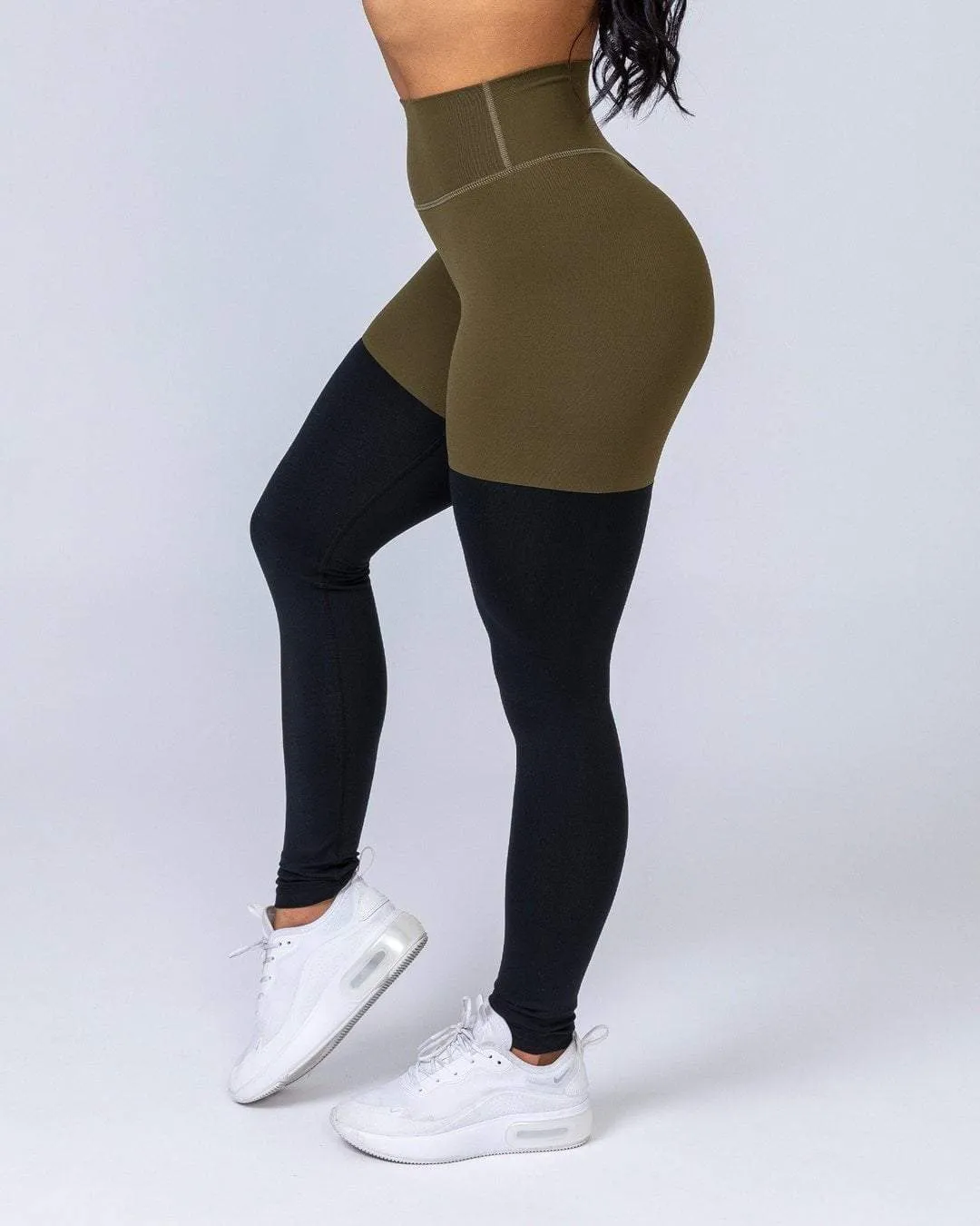 Two Tone Scrunch Leggings - Khaki / Black